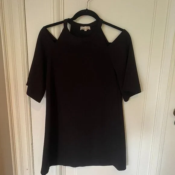 Foxiedox Black Dress - Picture 2 of 3